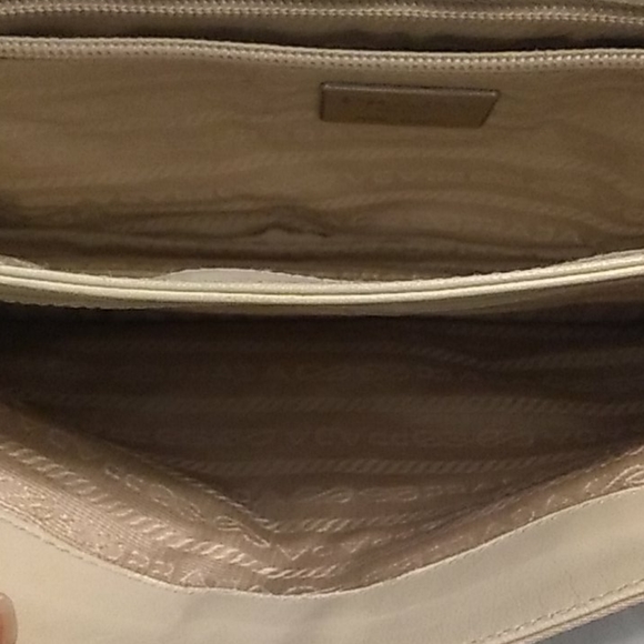 Authentic Prada bag - Picture 5 of 11